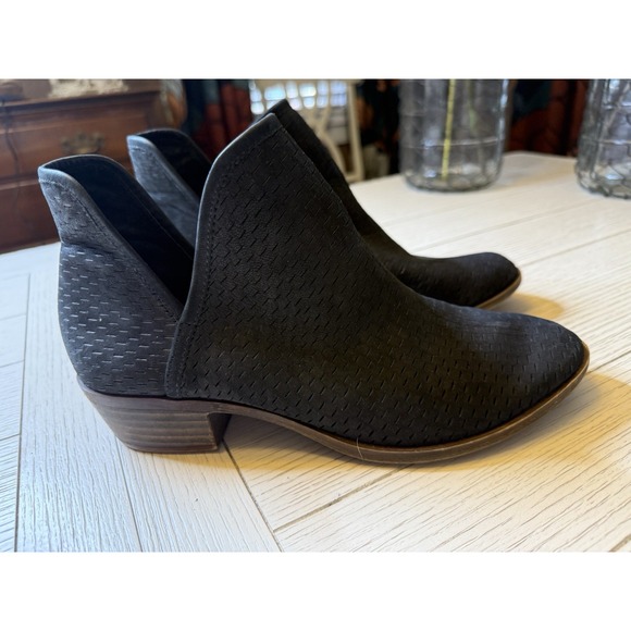 Lucky Brand Shoes - Lucky Brand Women's Baley Perforated Chop Out Nubuck Leather Ankle Boots Blk 9.5